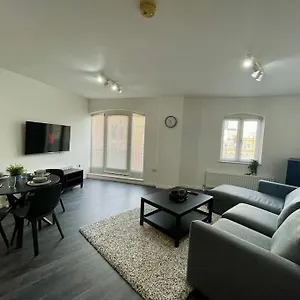  Apartment Elegant Centre Walk Everywhere United Kingdom