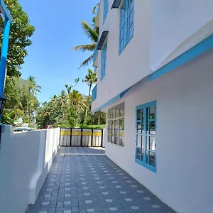  Resort Gulmohar India
